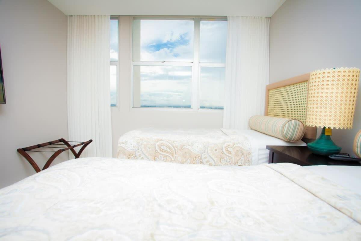 2Br Gem Ocean Front Building Isla Verde Beach San Juan Bagian luar foto