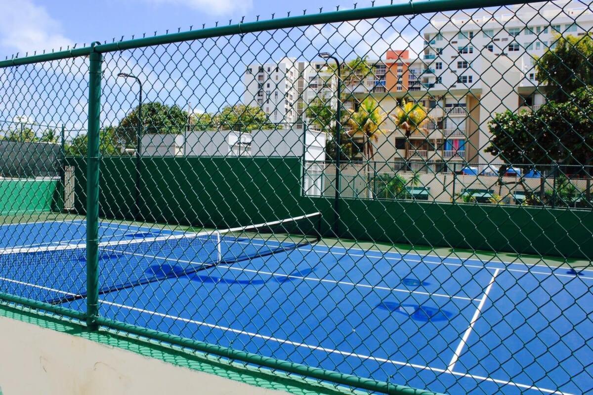 2Br Gem Ocean Front Building Isla Verde Beach San Juan Bagian luar foto